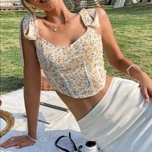 Floral crop top size medium